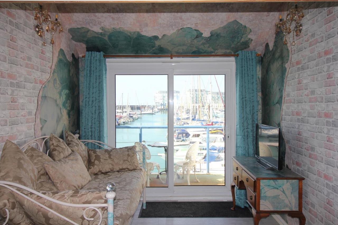 Unique, Loft-Style Apartment With Fantastic Brighton Marina Views Eksteriør bilde